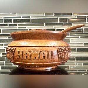 Vintage Handcrafted Wooden Hawaii Lidded Bowl w/Spoon 1981 Philippine's